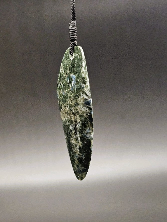 Hand Carved Aotea Niho - Tooth
