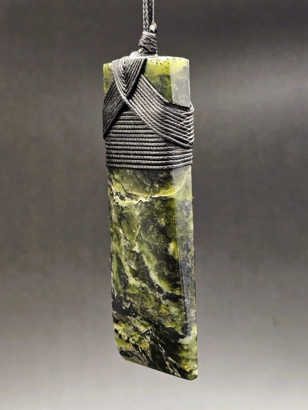 Hand Carved Pounamu Toki/Adze