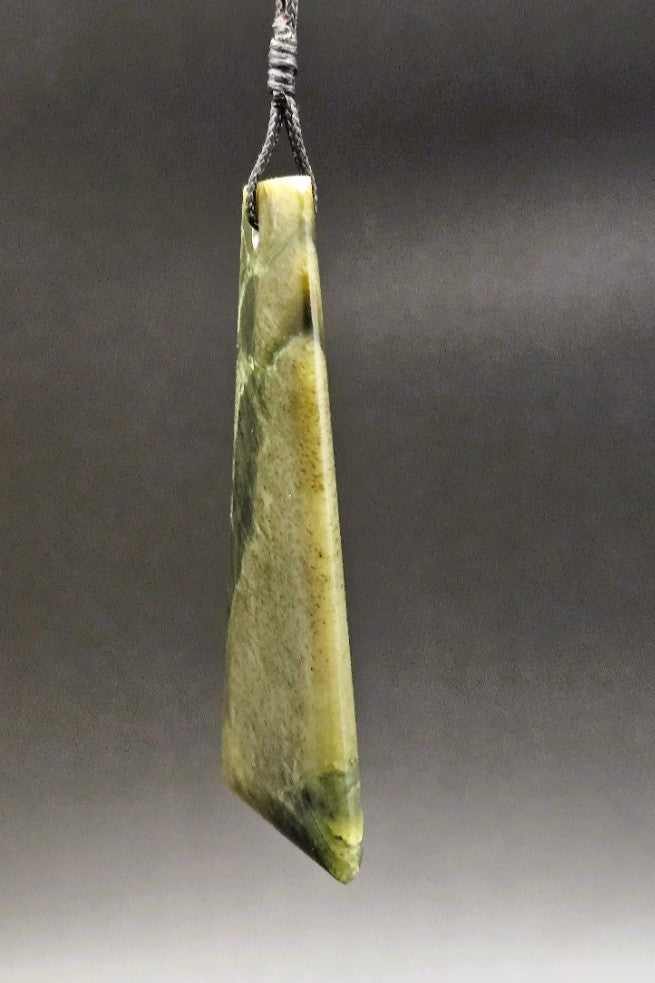 Hand Carved Pounamu Toki/Adze