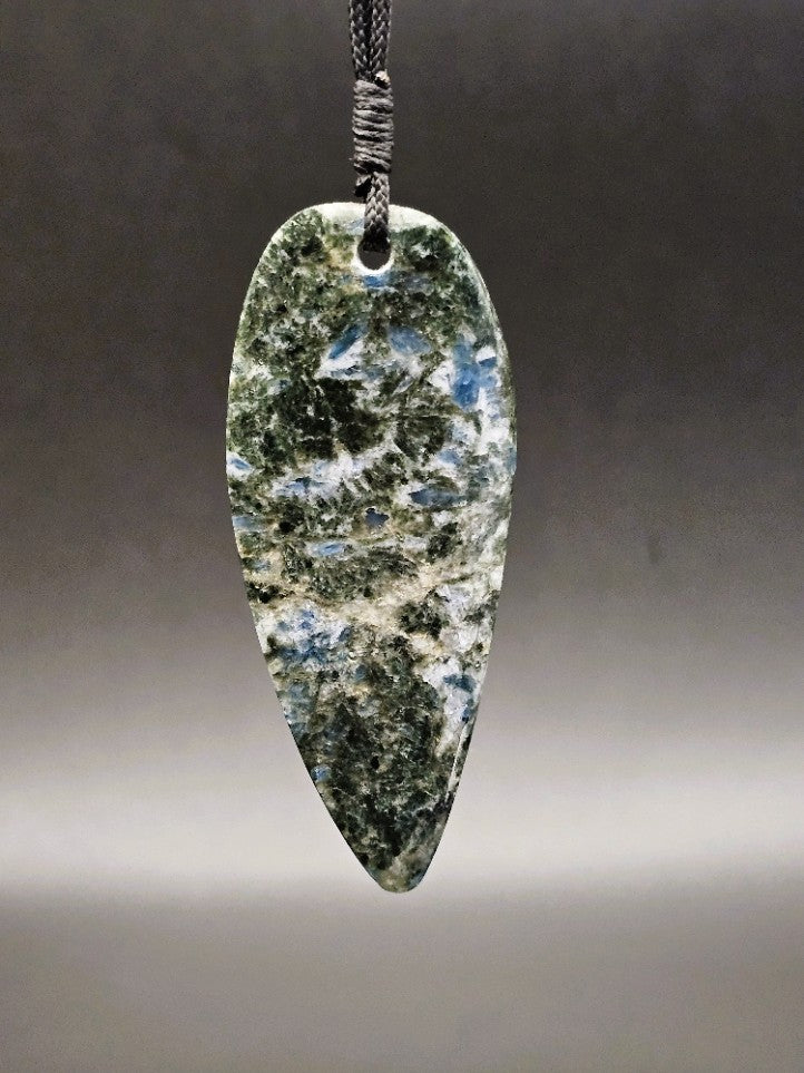 Hand Carved Aotea Niho - Tooth