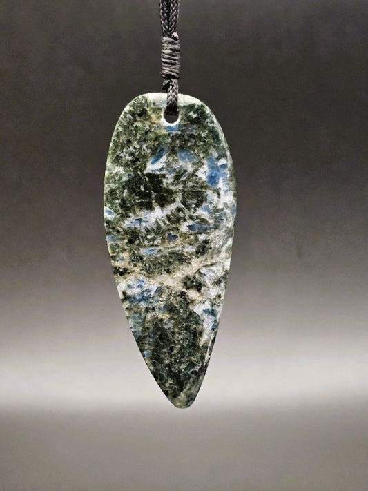 Hand Carved Aotea Niho - Tooth