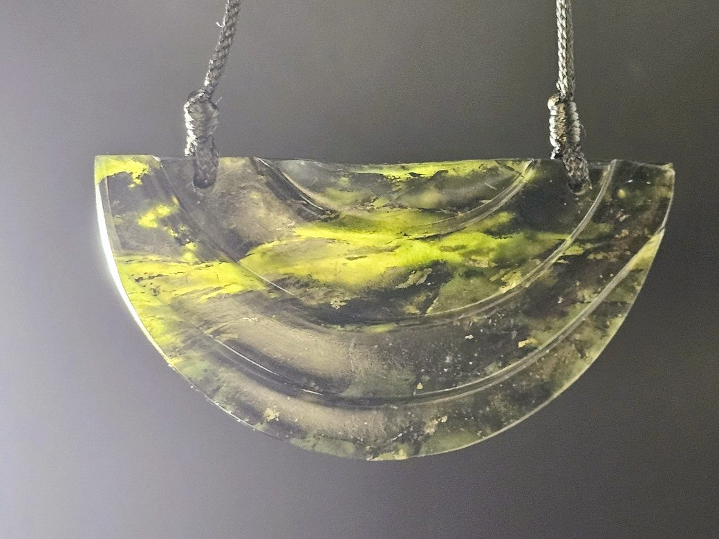 Hand Carved Pounamu Kōuma - Breastplate