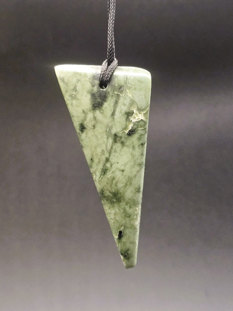 Hand Carved Pounamu Niho - Tooth