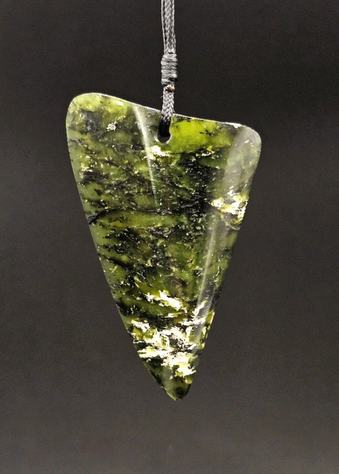 Hand Carved Pounamu Niho - Tooth