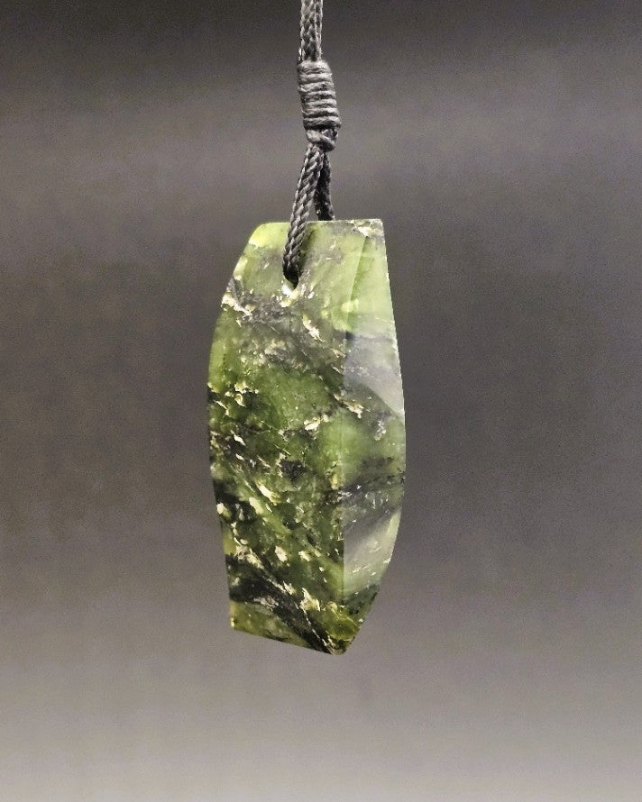 Hand Carved Pounamu Toki/Adze