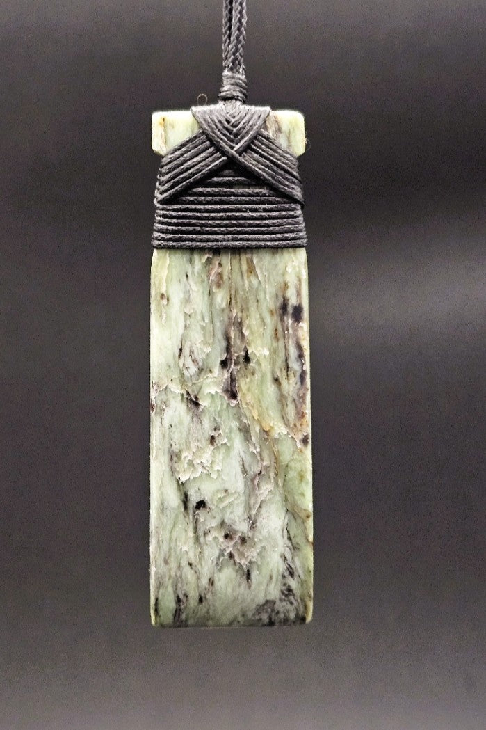 Hand Carved Pounamu Toki/Adze