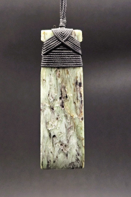 Hand Carved Pounamu Toki/Adze