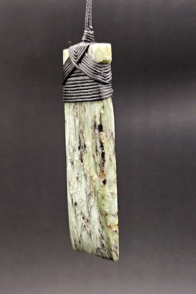 Hand Carved Pounamu Toki/Adze
