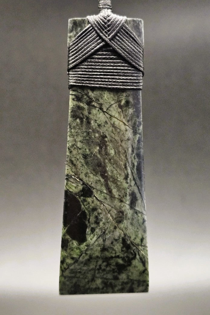 Hand Carved Pounamu Toki/Adze