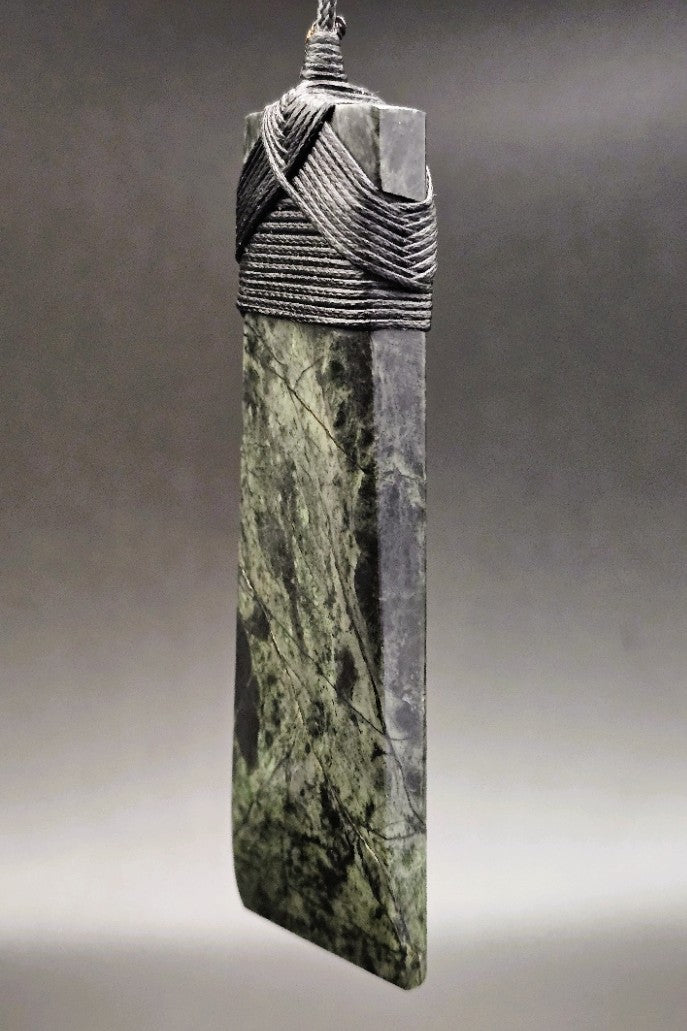 Hand Carved Pounamu Toki/Adze