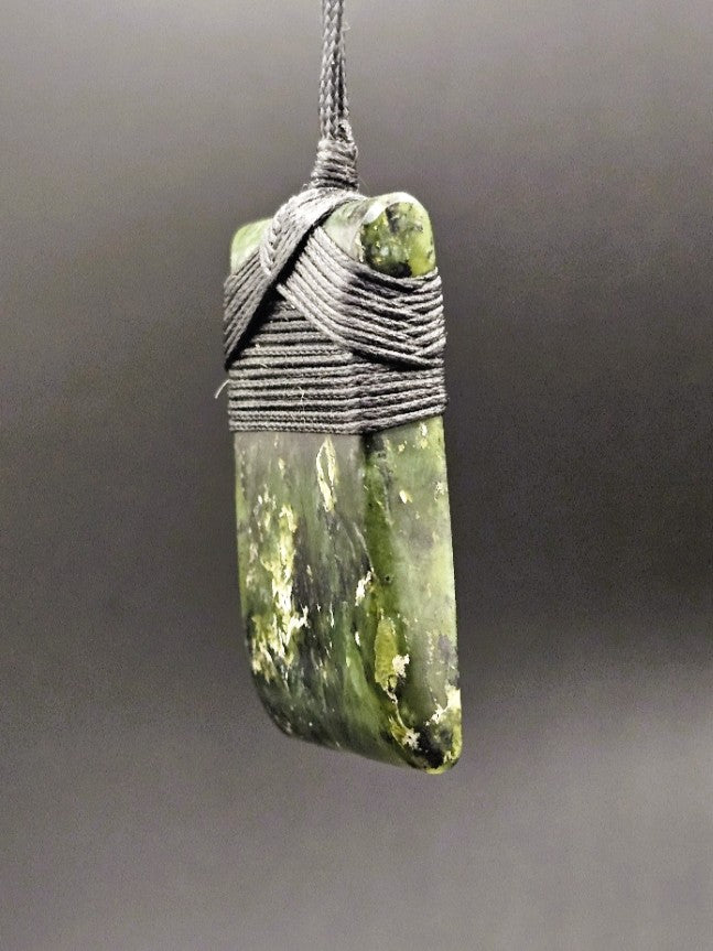 Hand Carved Pounamu Toki/Adze