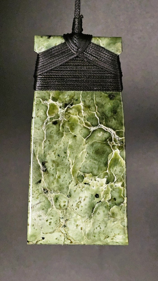 Hand Carved Pounamu Toki/Adze