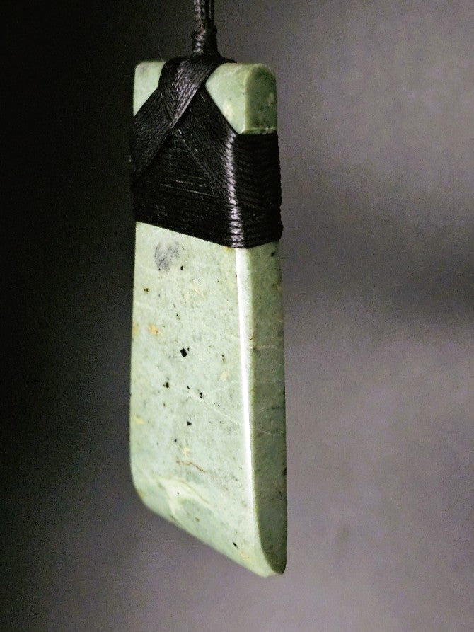 Hand Carved Pounamu Toki/Adze