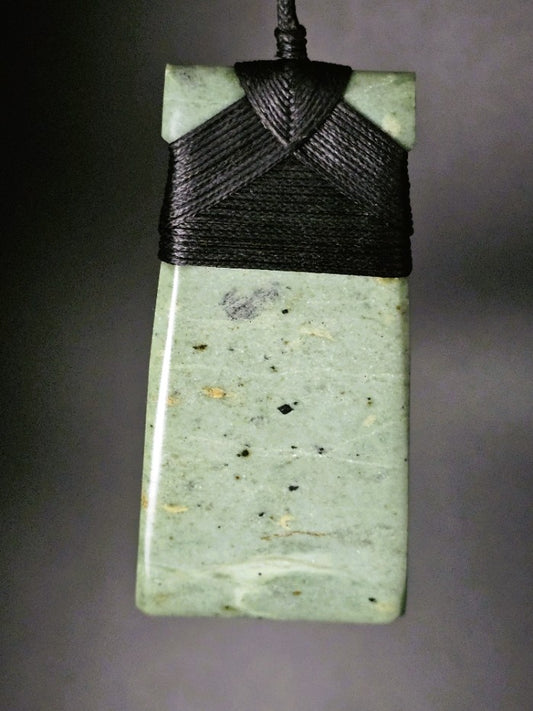 Hand Carved Pounamu Toki/Adze