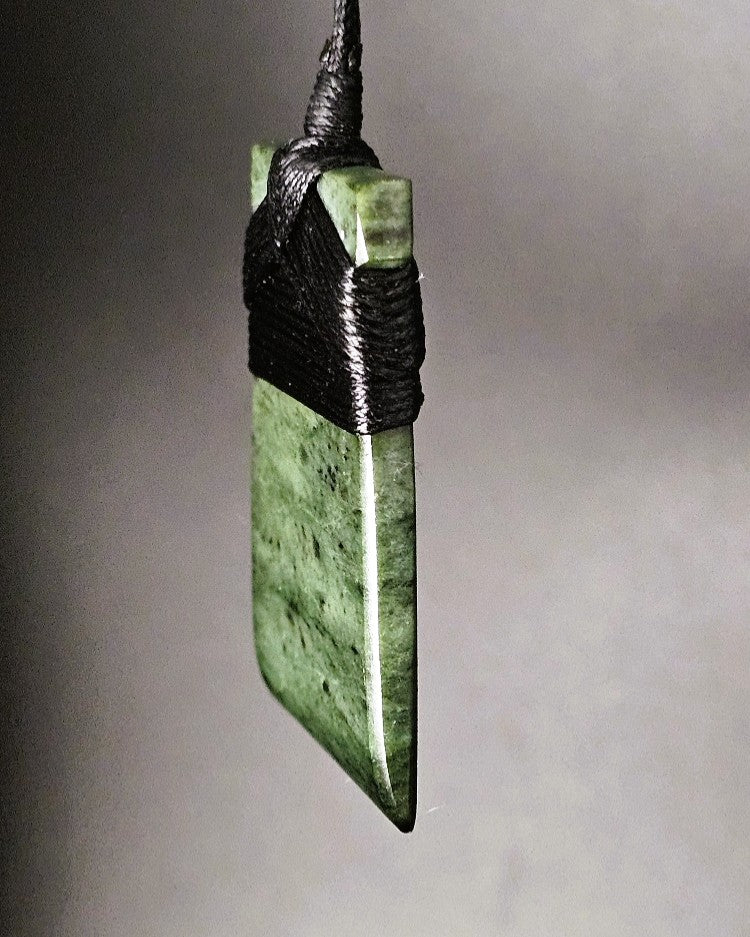 Hand Carved Pounamu Toki/Adze