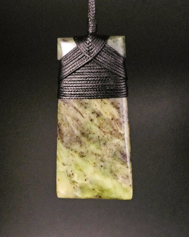 Hand Carved Pounamu Toki/Adze