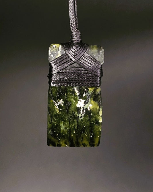 Hand Carved Pounamu Toki/Adze