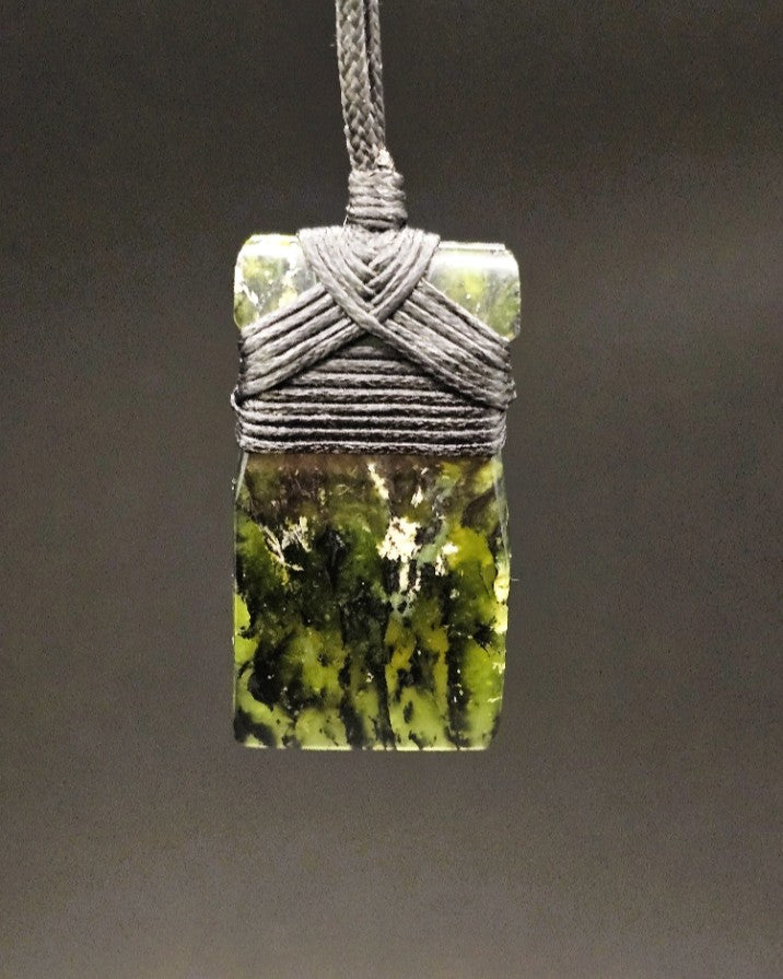 Hand Carved Pounamu Toki/Adze