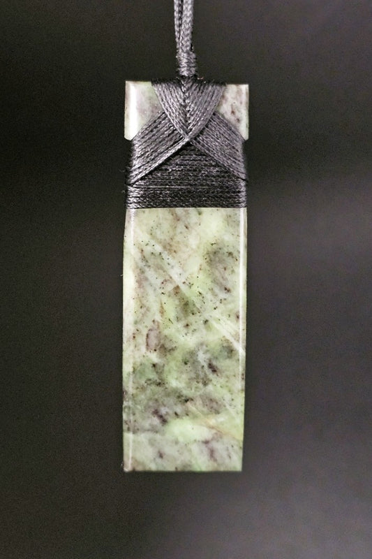 Hand Carved Pounamu Toki/Adze