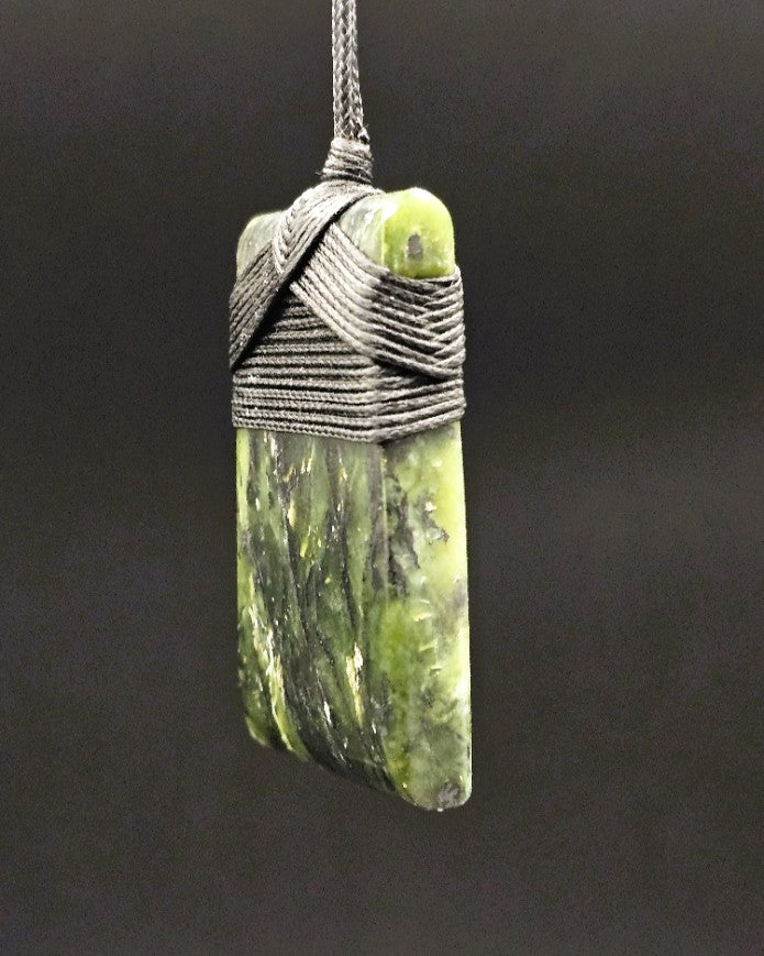 Hand Carved Pounamu Toki/Adze