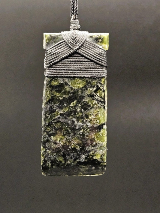 Hand Carved Pounamu Toki/Adze